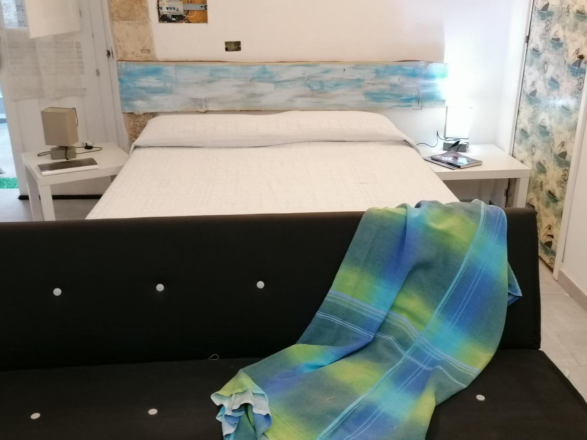 Il Cortiletto Di Via Minniti シラクーサ エクステリア 写真