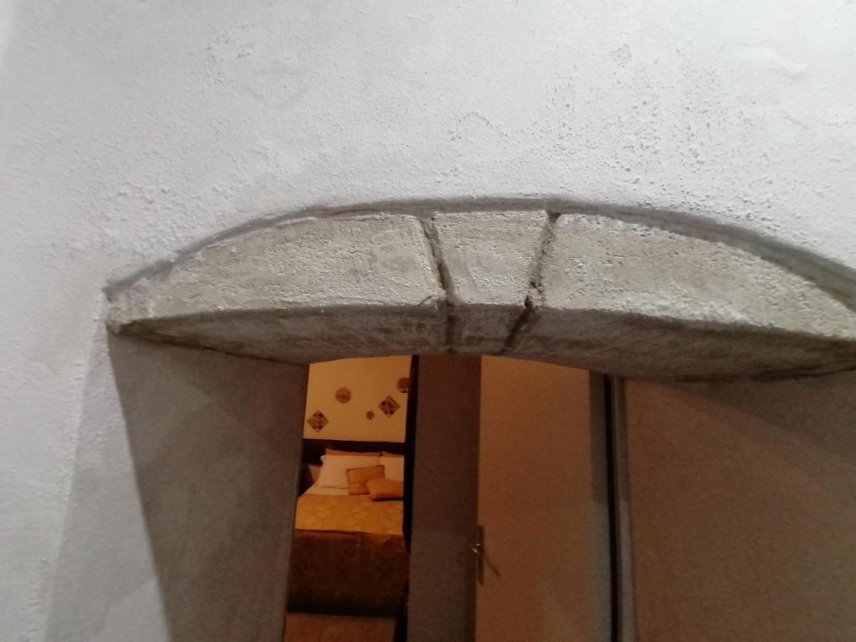 Il Cortiletto Di Via Minniti シラクーサ エクステリア 写真